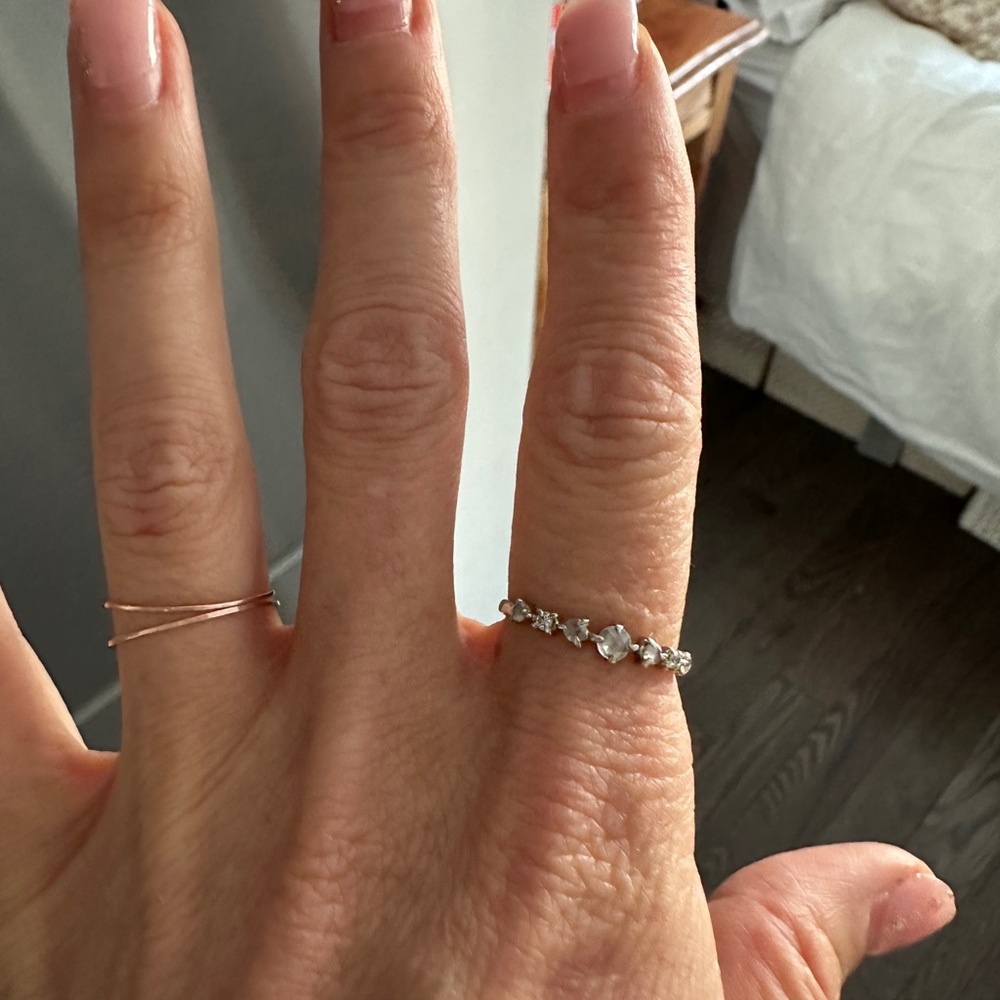 Catbird Snow Queen ring mint condition! Diamonds and 14k white gold. - Picture 3 of 3